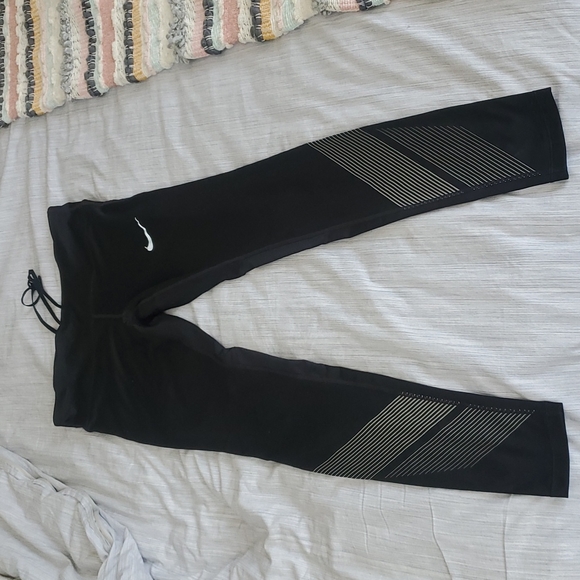 Nike Dri-Fit Leggings - Picture 1 of 6